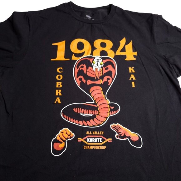 Retro Karate Kid Mens T-Shirt Cobra Kai Large All Valley Tournament 1984 Black - Picture 1 of 4
